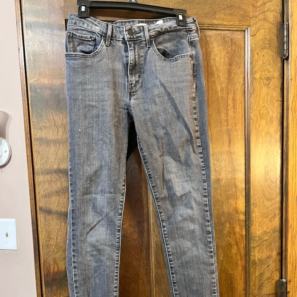 Gray Levi Skinny Jeans Size 6 HIGH RISE